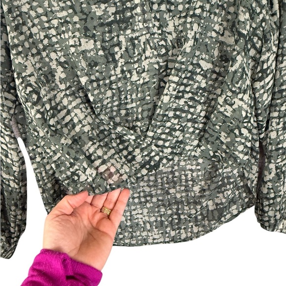 Cabi Green Patterned Women's Top XS - Picture 3 of 9